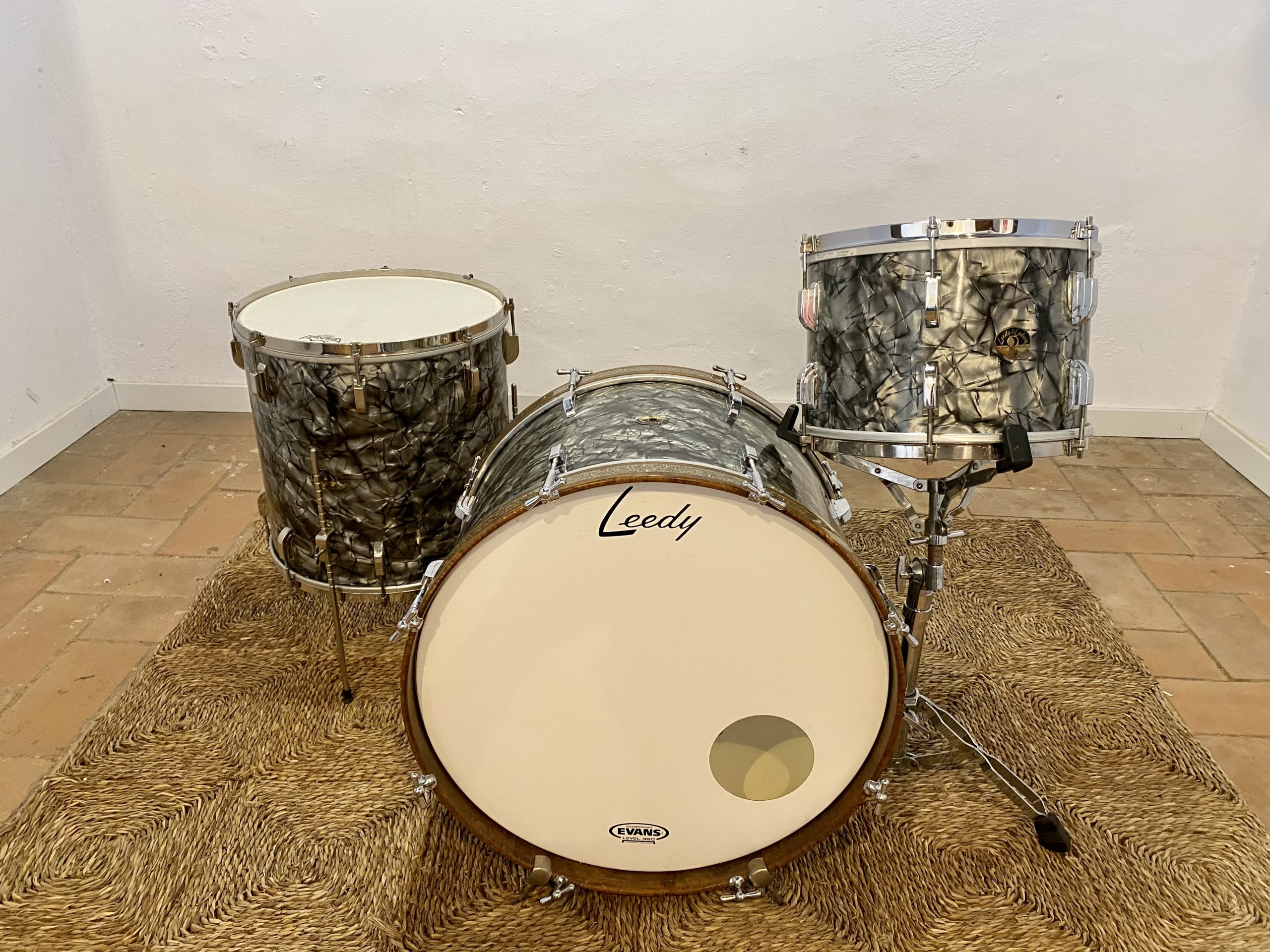 Leedy deals drum kit